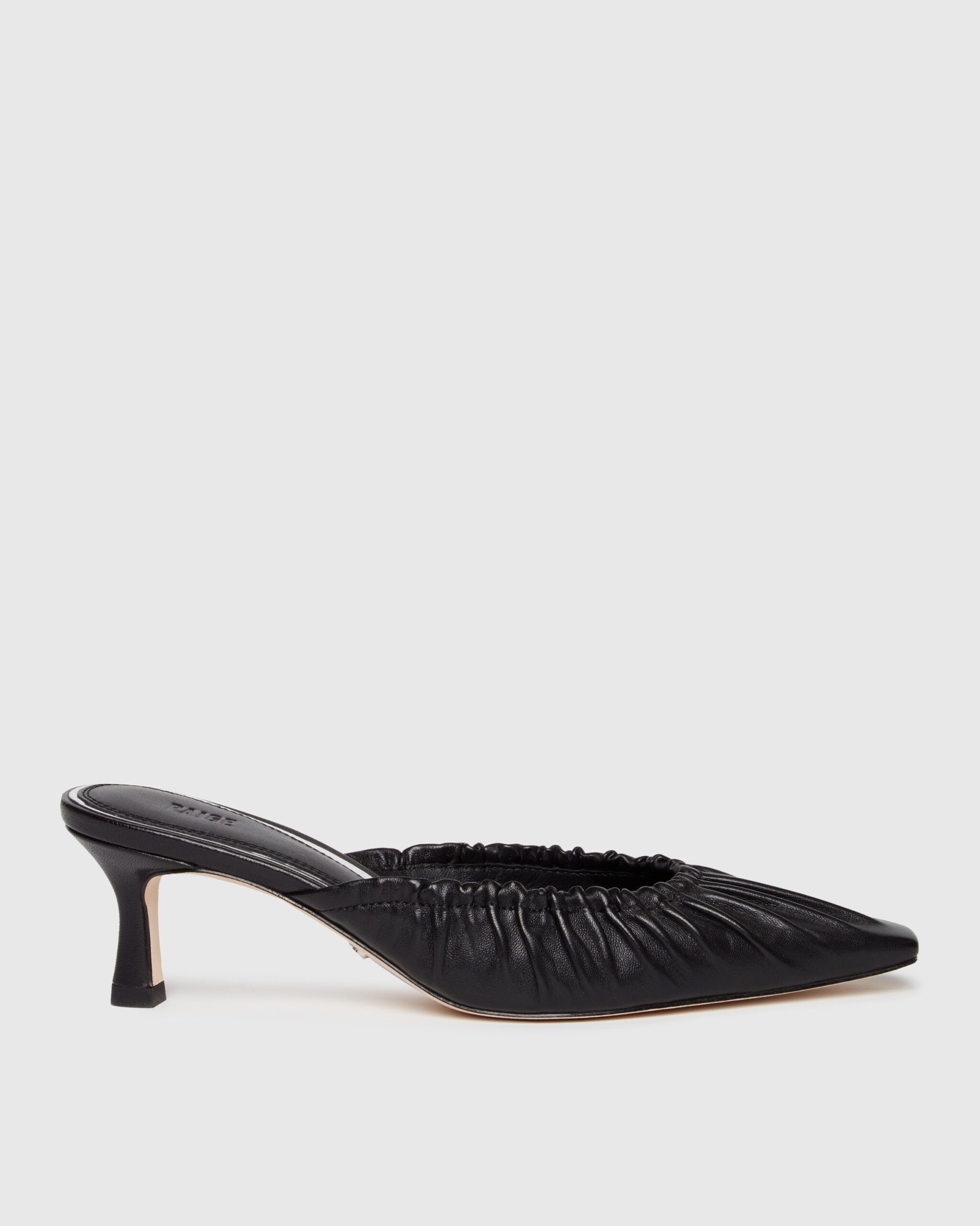 SH189701-BLK_01